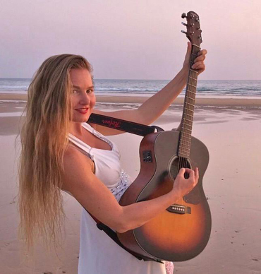 GLORIA GRAY 6.0 "The Munich Combo" - Zofie Konetopska